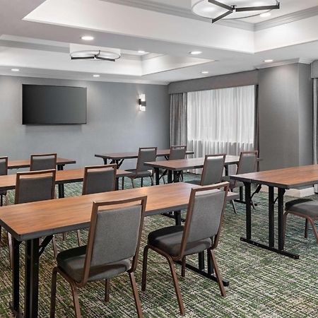 Hampton Inn Hartford Airport Windsor Locks Exterior photo