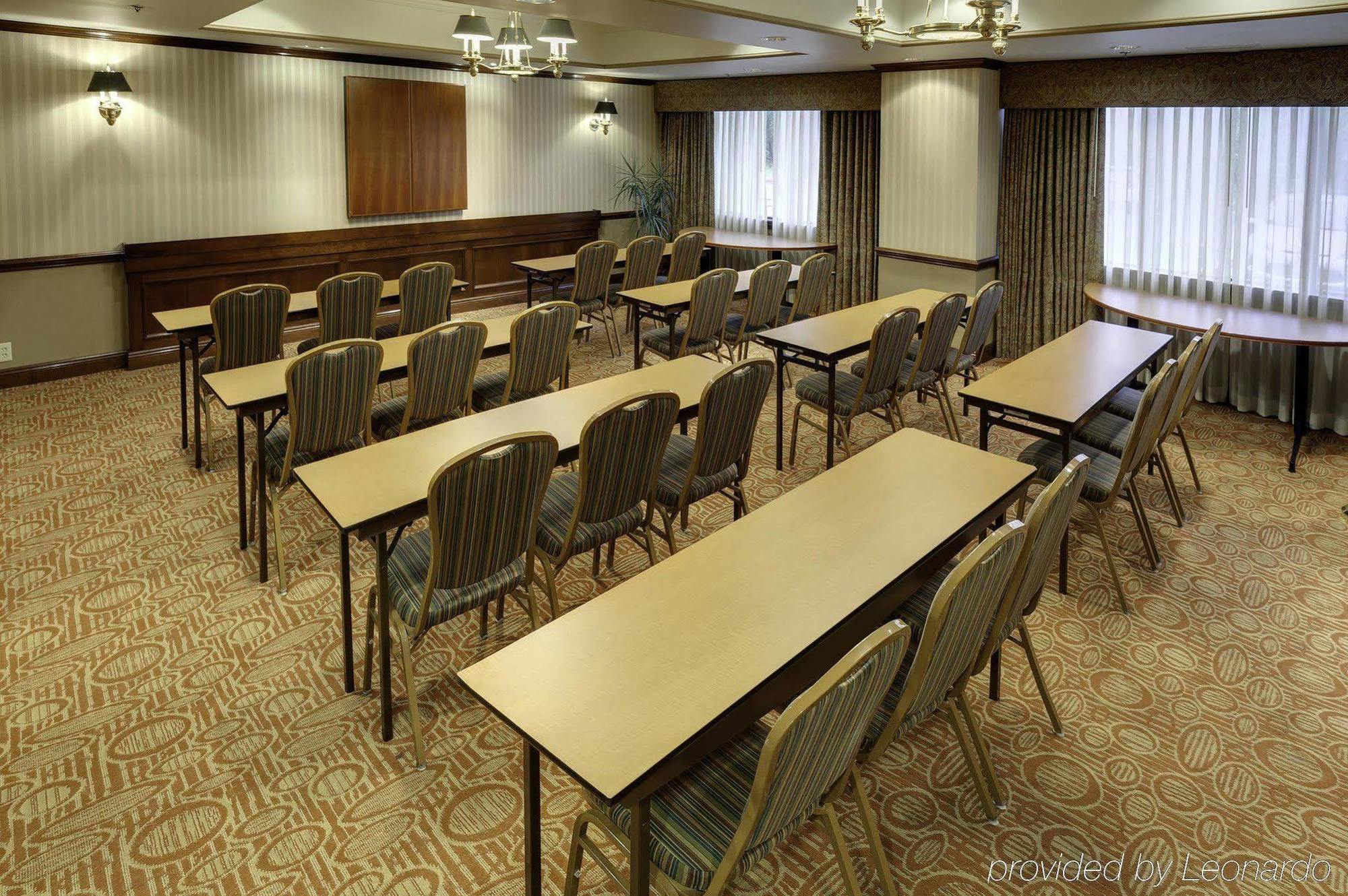 Hampton Inn Hartford Airport Windsor Locks Exterior photo
